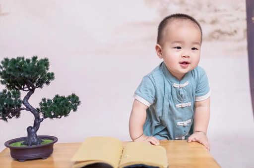 百色孕妇显怀是几个月